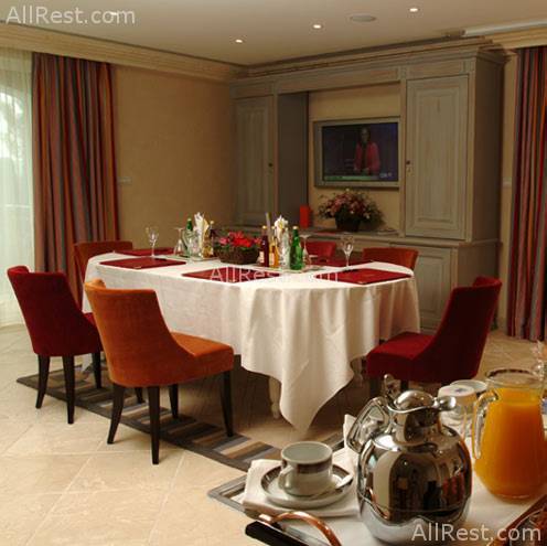 Hotel Byblos Saint-Tropez 36